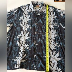Pineapple Connection Hawaiian Shirt Mens XL Blue Black Floral Button Up Tropical